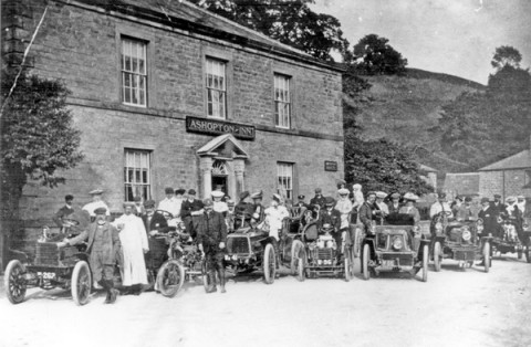 Sheffield Motor Club at Ashopton Inn, 1905