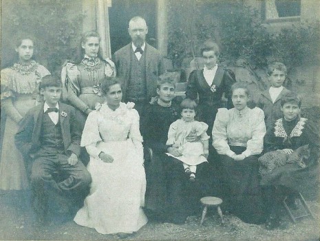 The Plumbe Family, circa 1897.